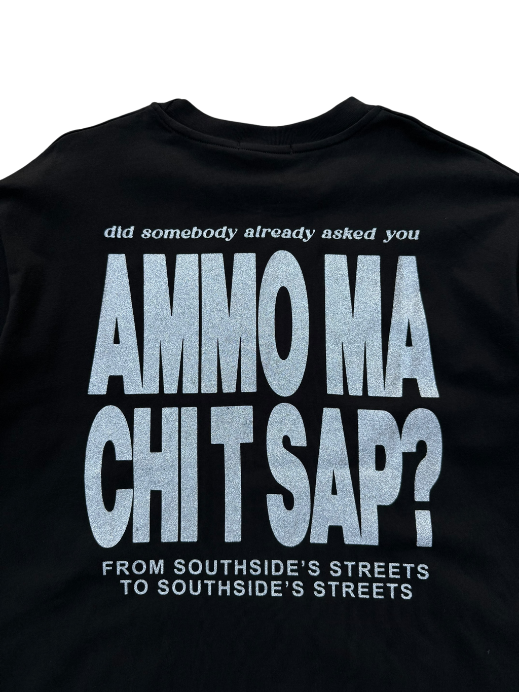 T-Shirt BoxyFIt Scritta Retro “AMMO MA CHI T SAP?” argentata brillantinata