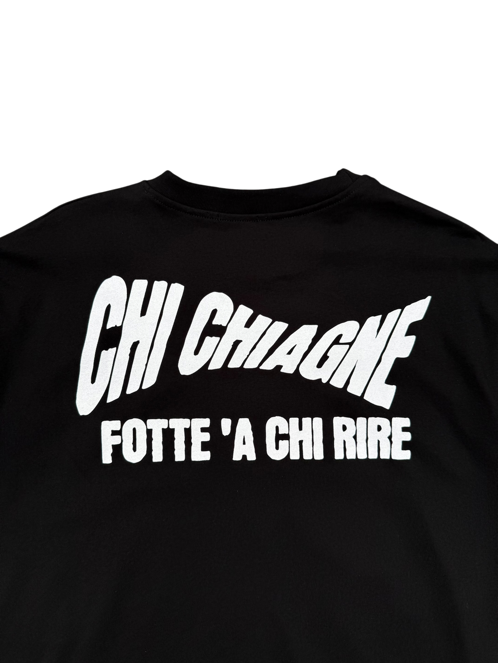 T-Shirt BoxyFit Scritta Retro "CHI CHIAGNE FOTTE 'A CHI RIRE"