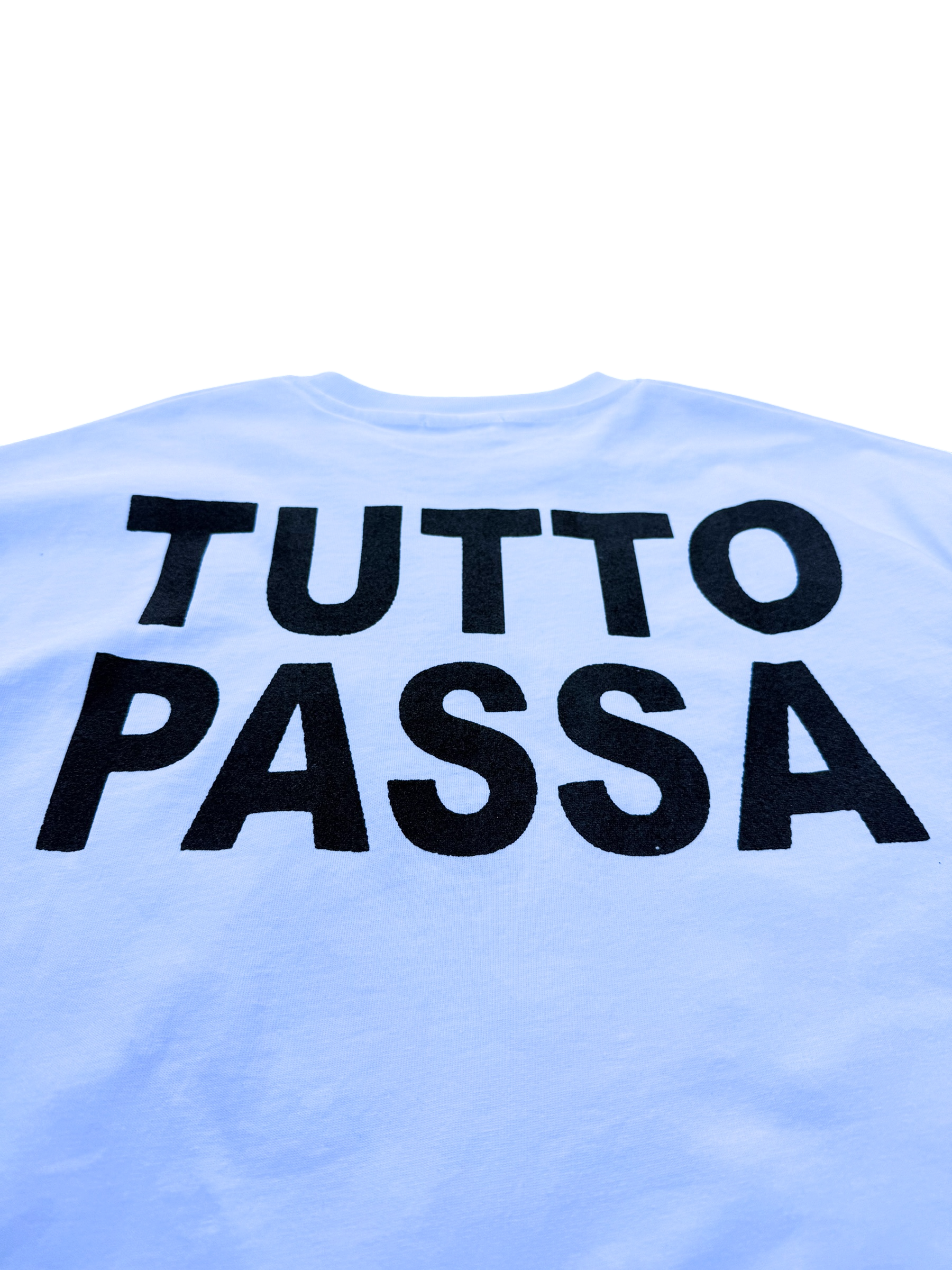T-Shirt BoxyFit Scritta Retro "TUTTO PASSA" Nera Brillantinata
